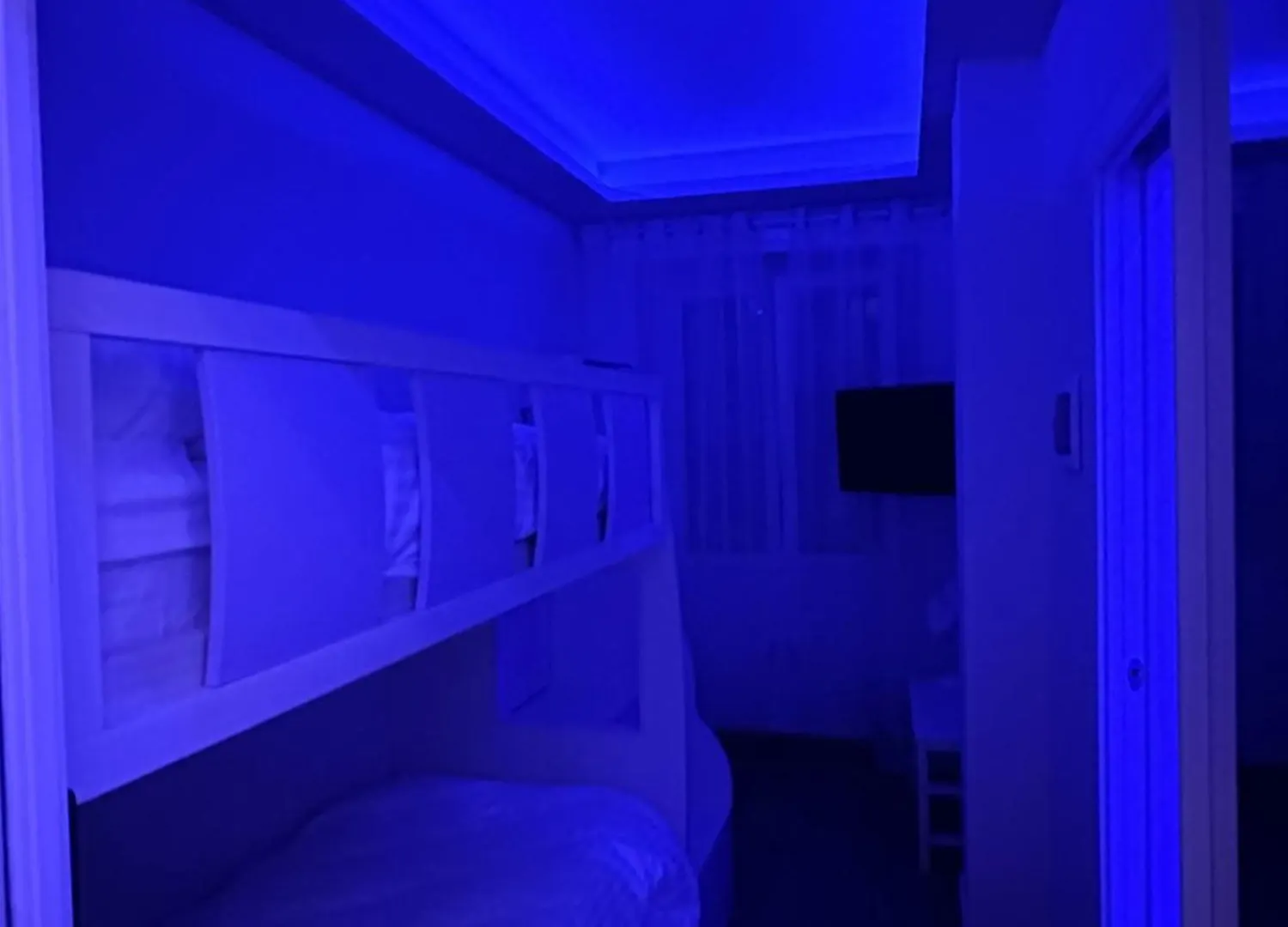Bunk Bed - Room 4 Milano 0*,  Italien